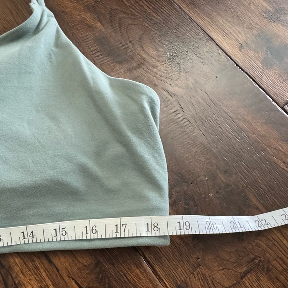 SPANX Light Sage Green Sports Bra Size 3X - Picture 2 of 12